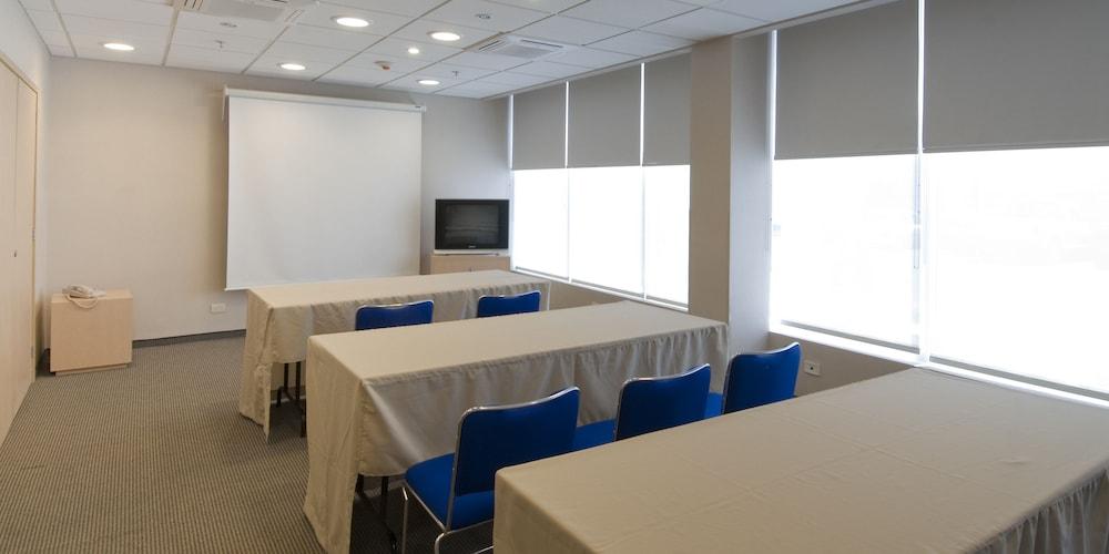 City Express By Marriott Suites Toluca Extérieur photo