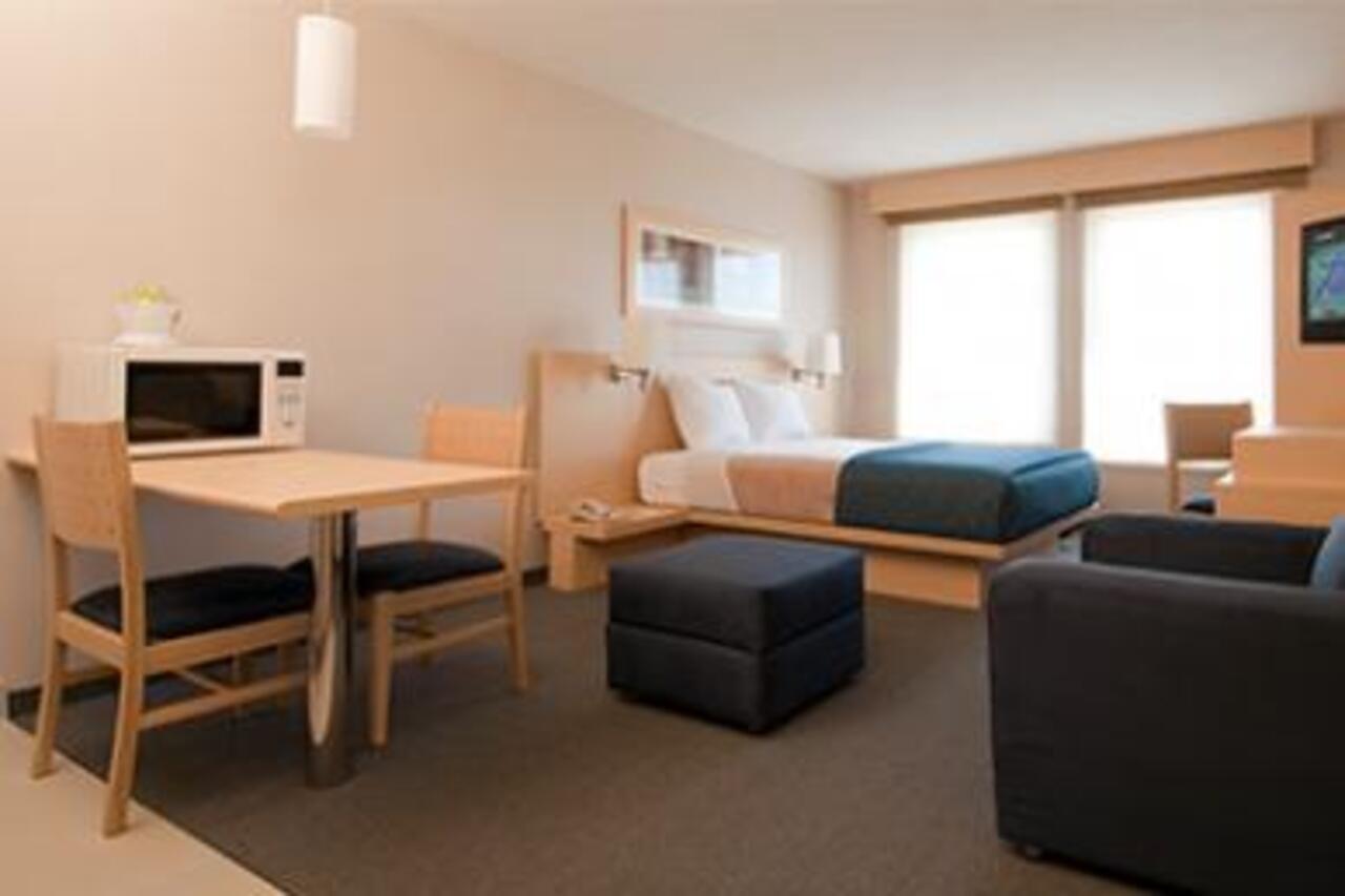City Express By Marriott Suites Toluca Extérieur photo