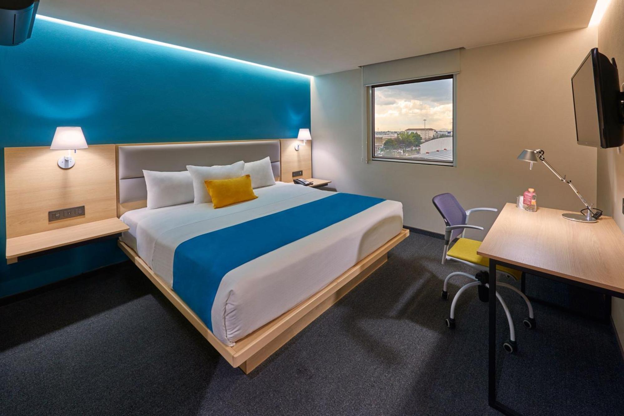 City Express By Marriott Suites Toluca Extérieur photo