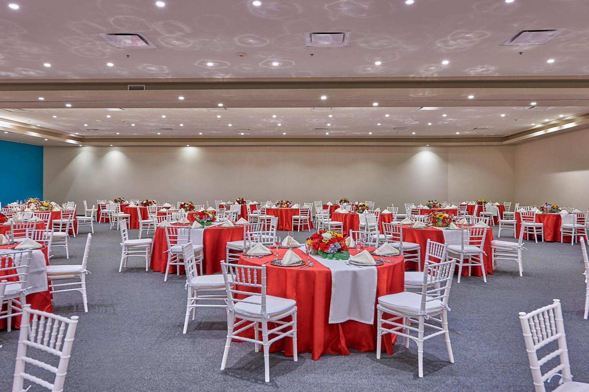 City Express By Marriott Suites Toluca Extérieur photo