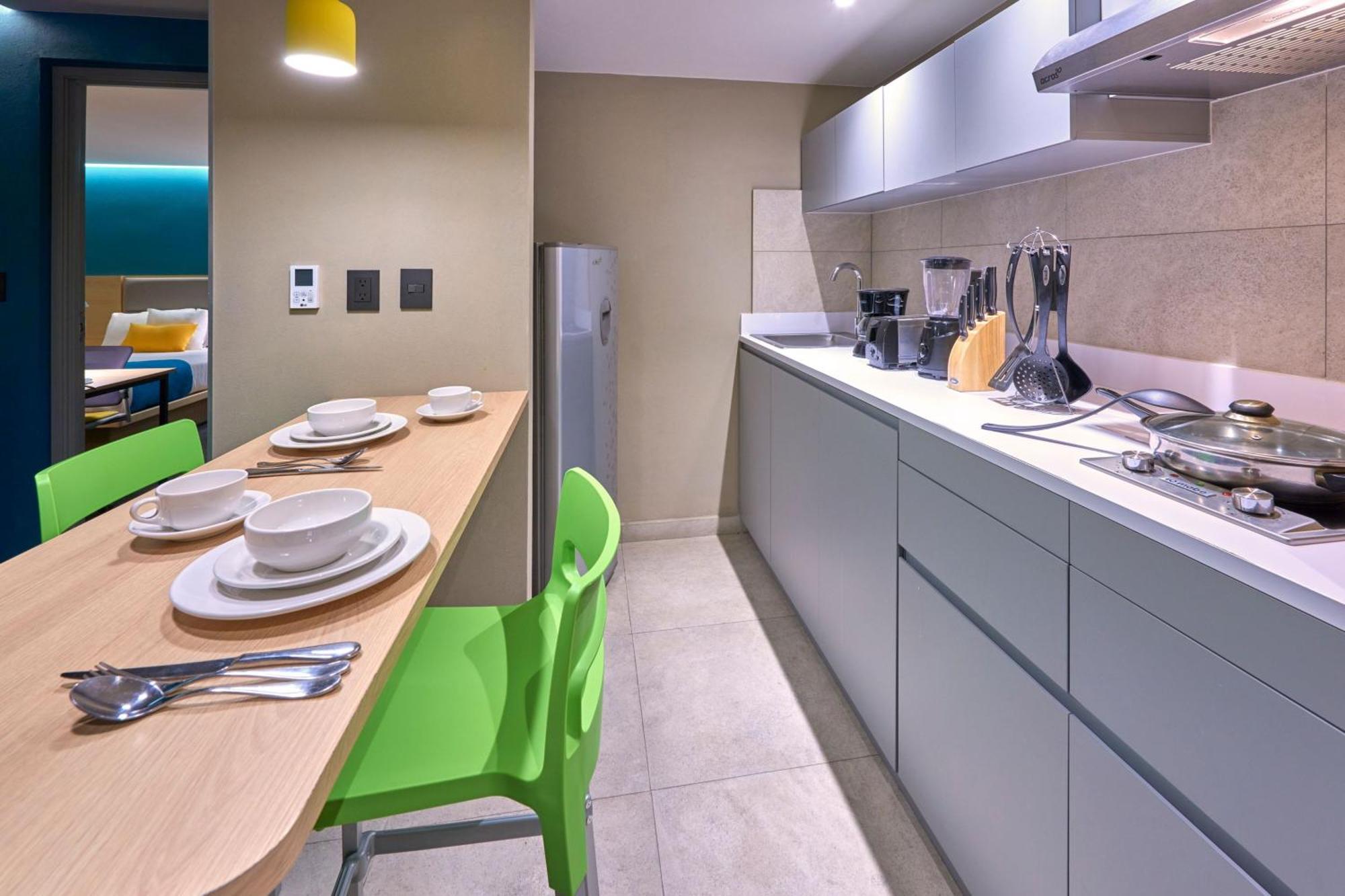 City Express By Marriott Suites Toluca Extérieur photo
