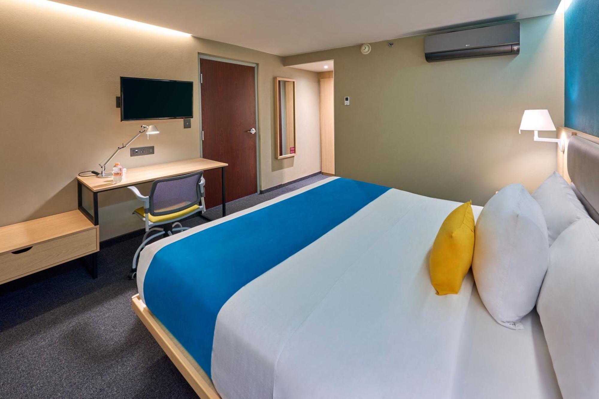 City Express By Marriott Suites Toluca Extérieur photo