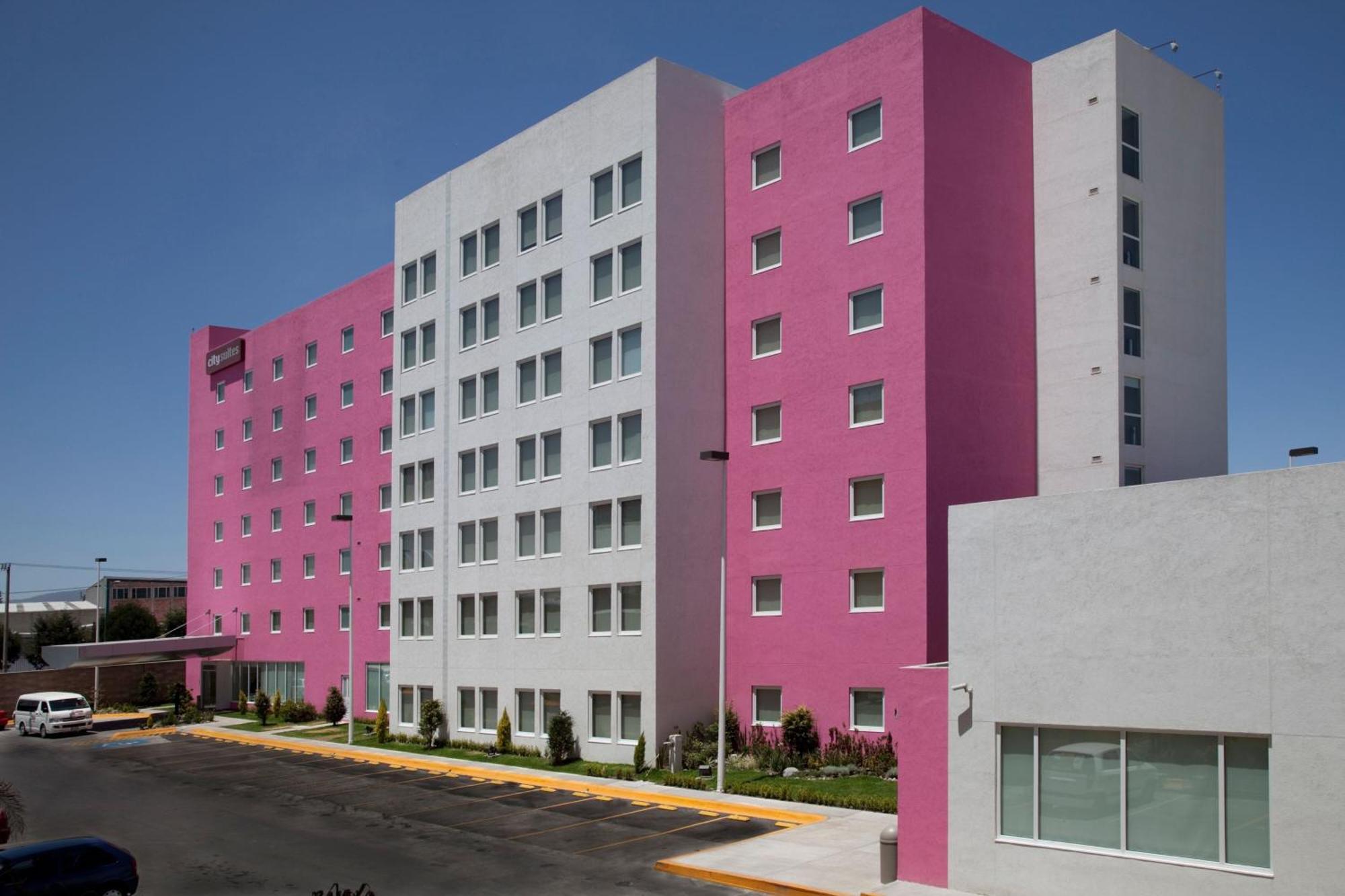 City Express By Marriott Suites Toluca Extérieur photo