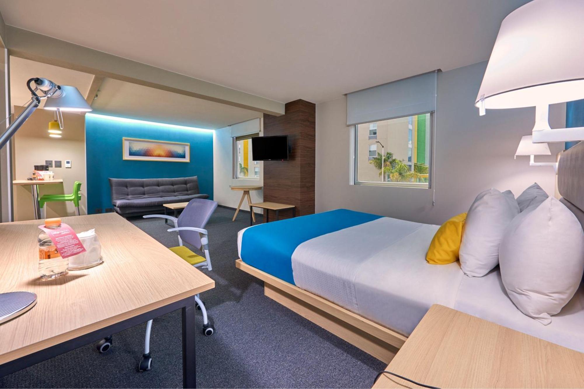 City Express By Marriott Suites Toluca Extérieur photo